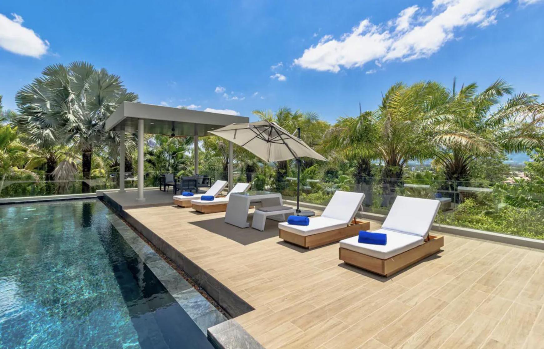 Lion Villa *